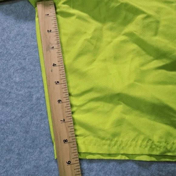 NIKE Shorts Volley Swim Trunks Mens Mesh-Lined Size Small Green Elastic Waist